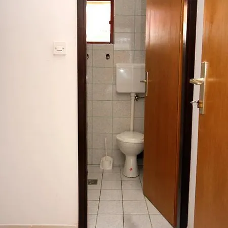 Studio Barbat 4862a Apartment *